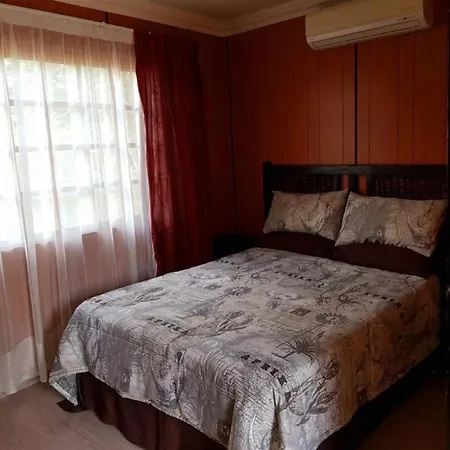 Tranquillity Holiday Home Marloth Park Exterior photo